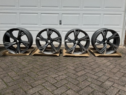 Genuine audi rs6 - genuine,